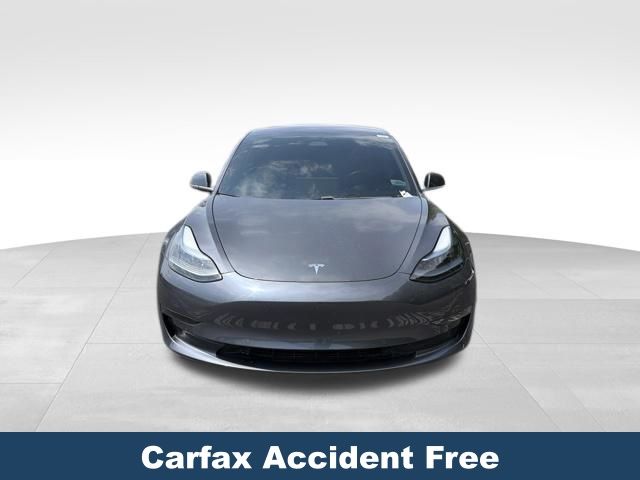 tesla model 3 2018 5YJ3E1EA5JF015098 image tesla model 3 2018 5YJ3E1EA5JF015098 image